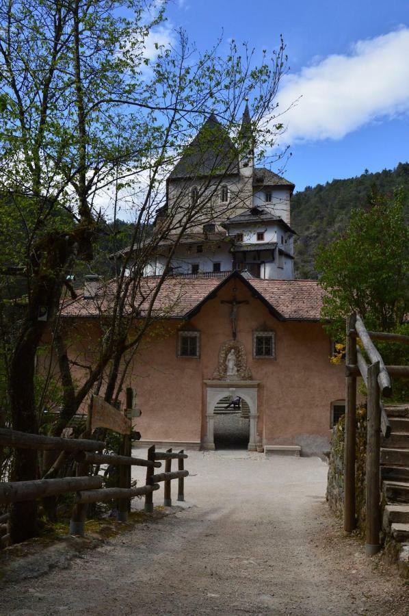 Apartamento Il Nido Dei Sogni Sanzeno Exterior foto